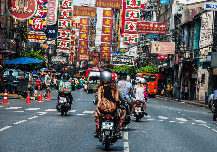 中国人大量入境泰国，当地政府计划2023年每月吸引至少200万游客