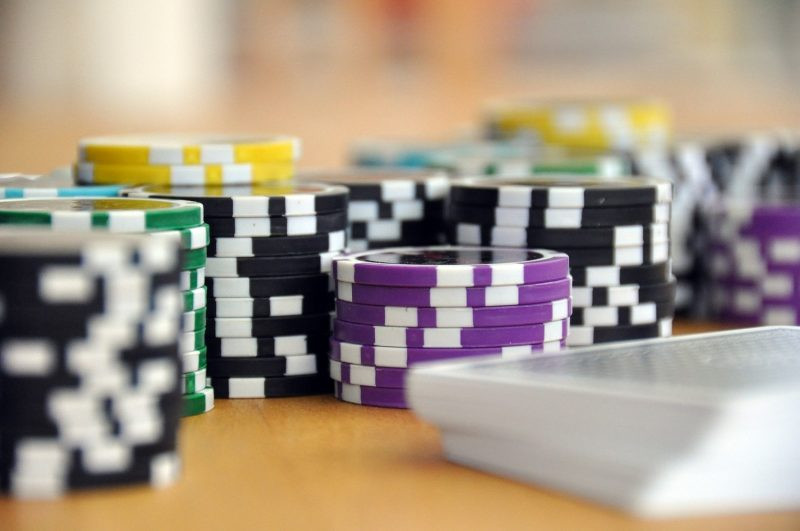 男子设网上赌博 7天收逾133万赌注